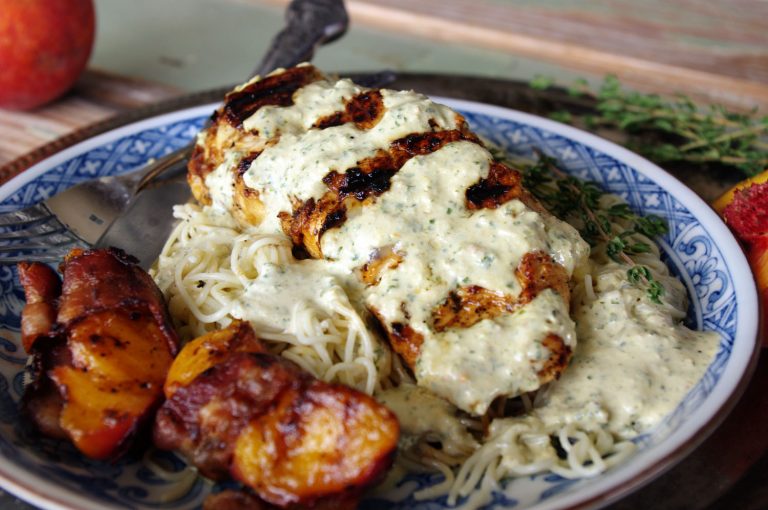 Home 22 Creamy Cilantro Cheese Stuffed Chicken