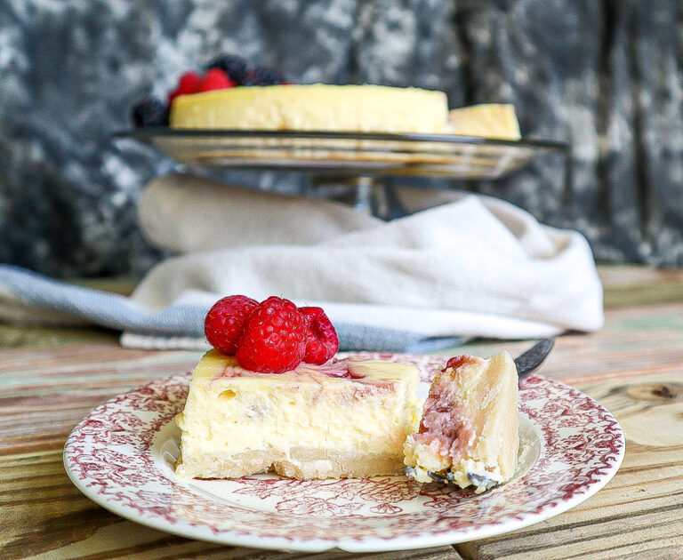 Raspberry White Chocolate Cheesecake | Dixie Chik Cooks